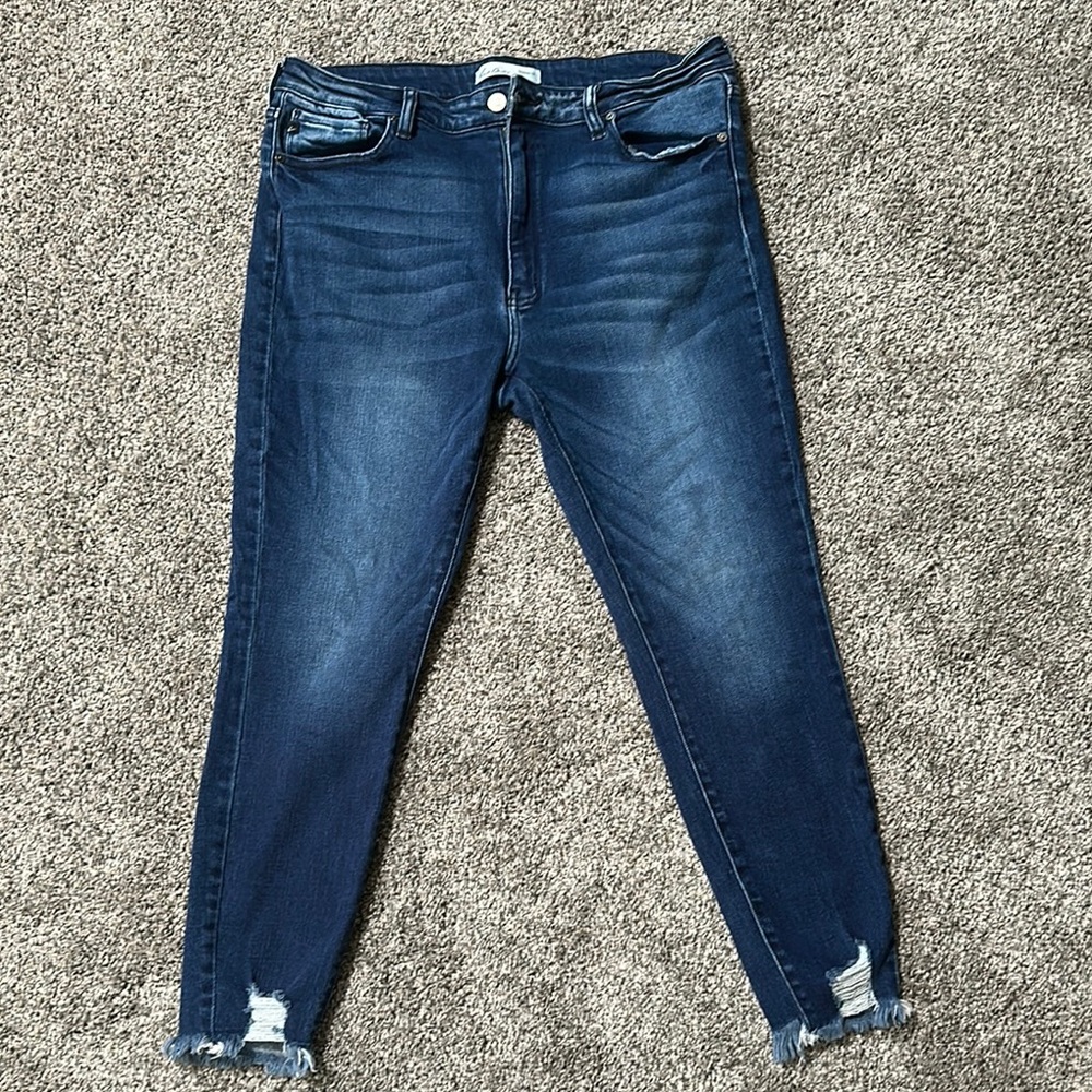 KanCan Blue Ankle Cropped Jeans with Distressed Hem Size 33